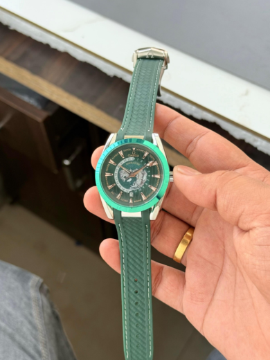 OMEGA  Seamaster Aqua Terra - Image 2