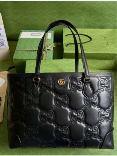 Gucci GG Matelasse Leather Tote - Image 3