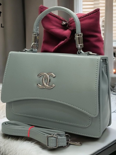 CHANEL New Arrival Handy & Sling Bag - Image 3