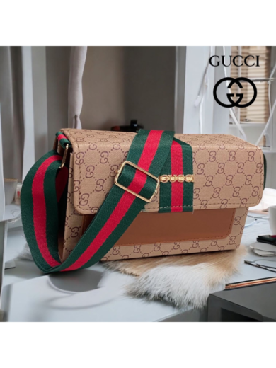 GUCCI Lady Broad Double Belt Sling Purse - Image 3