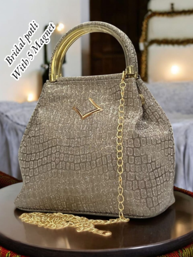 5 MAGNETIC Lady Crossbody Handy Sling Bag - Image 3