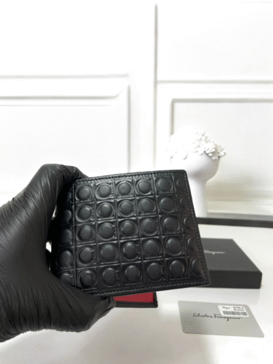 Coach Men’s Wallet – Premium First Copy Luxury Leather Wallet