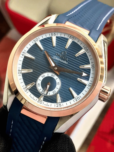 Omega Seamaster Blue Dial Rose Gold Rubber Strap Watch – COD Available - Image 4